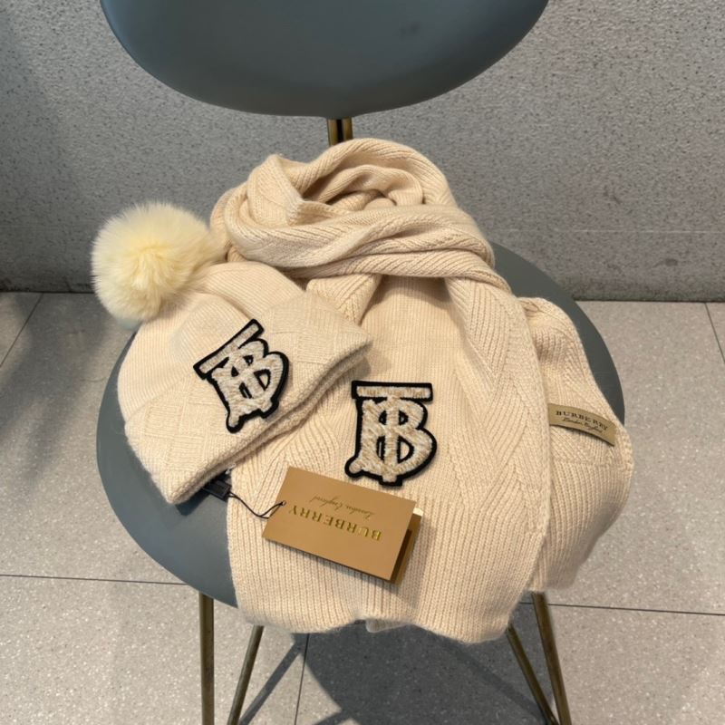 Burberry Caps Scarfs